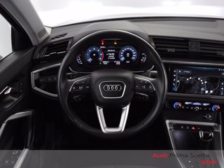 AUDI Q3 35 2.0 tdi s-tronic