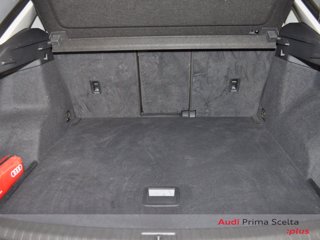 AUDI Q3 35 2.0 tdi s-tronic