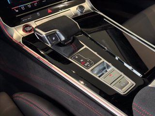 AUDI RS 6 Avant 4.0 TFSI V8 quattro tiptronic Performance