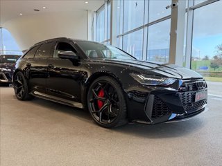 AUDI RS 6 Avant 4.0 TFSI V8 quattro tiptronic Performance