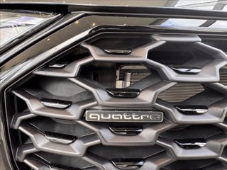 AUDI Q3 SPB 40 TDI quattro S tronic Identity Black