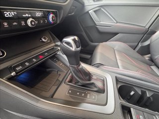 AUDI Q3 SPB 40 TDI quattro S tronic Identity Black