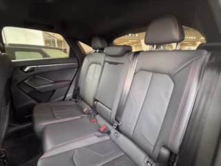 AUDI Q3 SPB 40 TDI quattro S tronic Identity Black