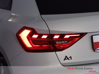 AUDI A1 sportback 30 1.0 tfsi identity black 110cv s-tronic