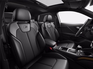 AUDI Q2 35 TDI S tronic Identity Black