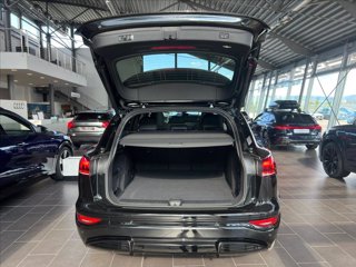 AUDI Q6 e-tron quattro S line edition