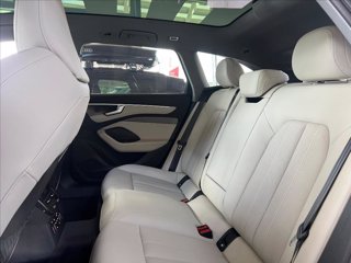 AUDI A6 Avant TDI 150 kW S tronic quattro S line edition