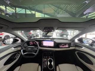 AUDI A6 Avant TDI 150 kW S tronic quattro S line edition
