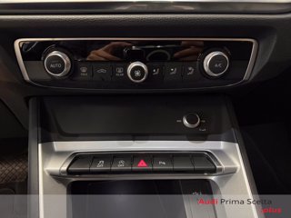AUDI Q3 35 2.0 tdi business advanced s-tronic
