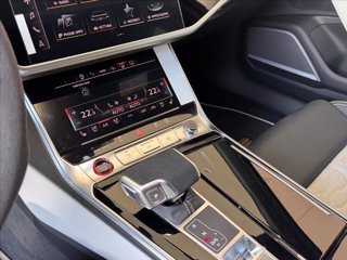 AUDI RS 6 Avant 4.0 TFSI V8 quattro tiptronic Performance