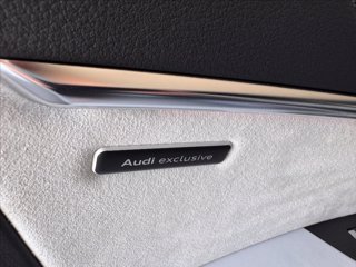 AUDI RS 6 Avant 4.0 TFSI V8 quattro tiptronic Performance