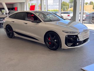AUDI S6 e-tron SPB quattro Sport attitude