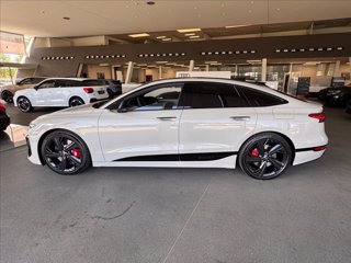 AUDI S6 e-tron SPB quattro Sport attitude