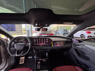 AUDI S6 e-tron SPB quattro Sport attitude