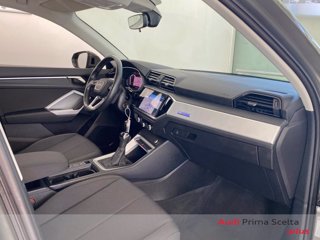 AUDI Q3 35 2.0 tdi business advanced s-tronic