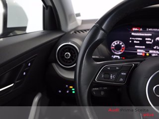 AUDI Q2 35 1.5 tfsi admired