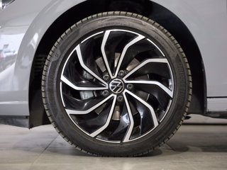 VOLKSWAGEN Golf 1.5 tgi style 130cv dsg
