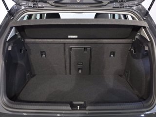 VOLKSWAGEN Golf 1.5 tgi life 130cv dsg