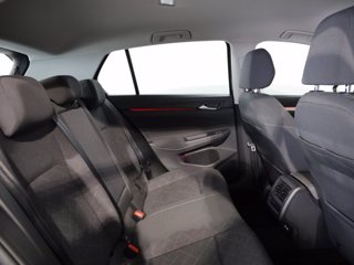 VOLKSWAGEN Golf 1.5 tgi life 130cv dsg