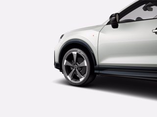 AUDI Q2 30 TDI Identity Black