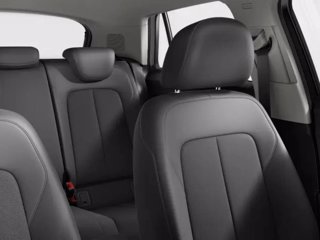 AUDI Q2 35 TDI quattro S tronic S line Edition