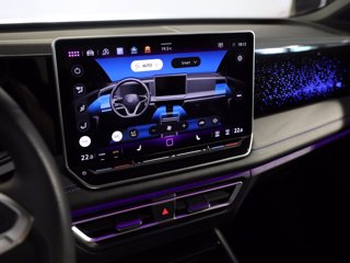 VOLKSWAGEN Tiguan 2.0 tdi r-line 150cv dsg
