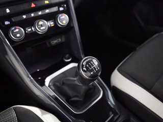 VOLKSWAGEN T-roc 1.6 tdi advanced