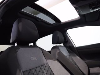 VOLKSWAGEN Taigo 1.0 tsi r-line 110cv