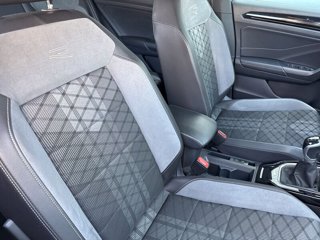 VOLKSWAGEN T-Roc 1.0 TSI R-Line