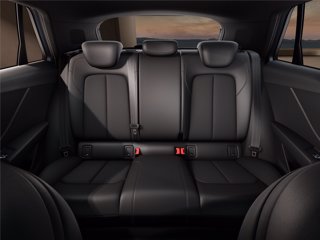 AUDI Q2 35 TDI S tronic Identity Black