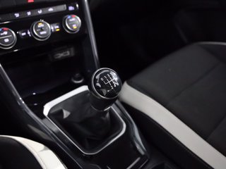 VOLKSWAGEN T-roc 1.6 tdi advanced