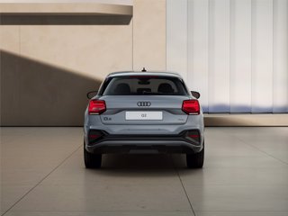 AUDI Q2 35 TDI quattro S tronic Identity Black