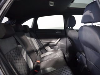 VOLKSWAGEN Taigo 1.0 tsi r-line 110cv