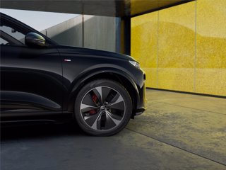 AUDI Q6 SPB e-tron quattro S line edition