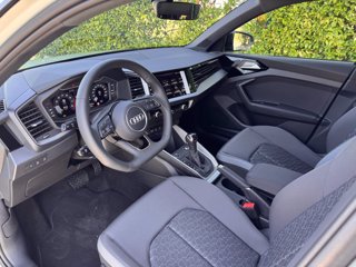 AUDI A1 sportback 30 1.0 tfsi identity black 116cv s-tronic