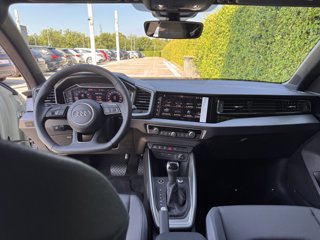 AUDI A1 sportback 30 1.0 tfsi identity black 116cv s-tronic