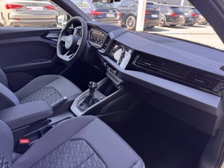 AUDI A1 sportback 30 1.0 tfsi identity black 116cv s-tronic