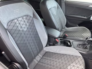 VOLKSWAGEN Tiguan 2.0 TDI 150 CV SCR DSG R-Line