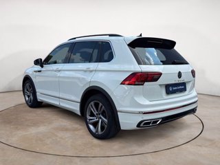 VOLKSWAGEN Tiguan 2.0 TDI 150 CV SCR DSG R-Line