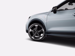 AUDI Q2 35 TDI S tronic Identity Black