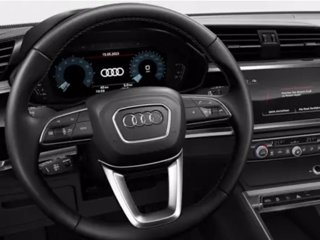 AUDI Q3 SPB 35 TDI S tronic Business Plus