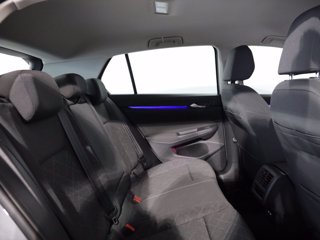 VOLKSWAGEN Golf 1.5 tgi life 130cv dsg