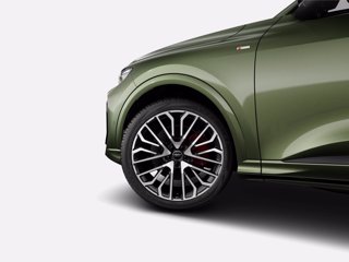 AUDI Q5 SPB TDi 150 kW mHEV+ S tronic quattro S line edition