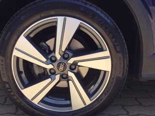 AUDI Q2 35 1.5 tfsi admired