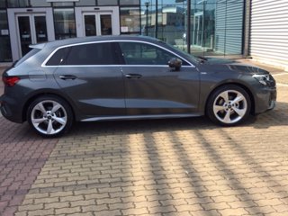 AUDI A3 sportback 35 2.0 tdi s-tronic