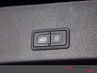 AUDI Q2 40 2.0 tfsi s line edition quattro s-tronic