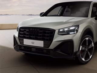 AUDI Q2 35 TDI quattro S tronic Identity Black