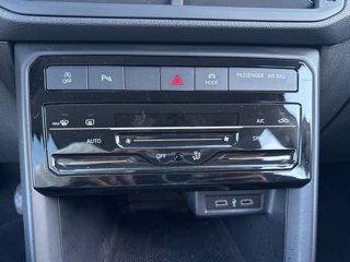 VOLKSWAGEN T-Cross 1.0 TSI 110 CV DSG Sport