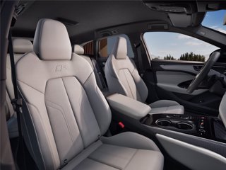 AUDI A6 Avant e-hybrid 220 kW S tronic quattro S line edition