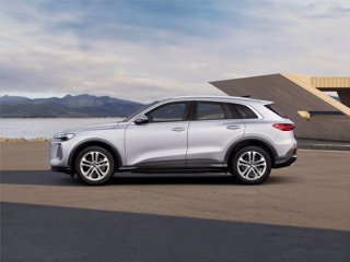 AUDI Q5 TFSI 150 kW mHEV+ S tronic Business Advanced